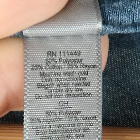 WOD BOM BLUE LONG SLEEVE LIGHTWEIGHT HOODIESHIRT WOMENS SIZE SMALL - Picture 4 of 8